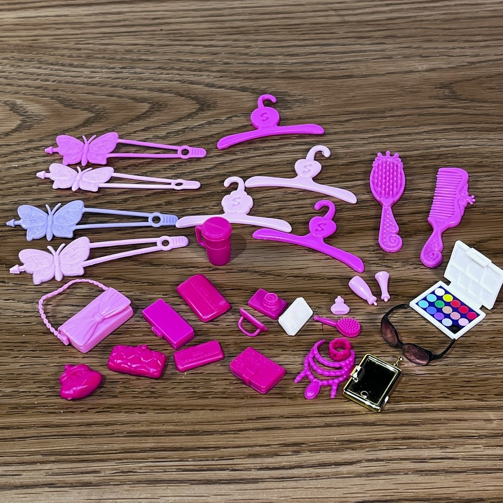Doll Accessory Lot Purple Pink Makeup Purses Hangers Butterfly Clips‎ 25pc